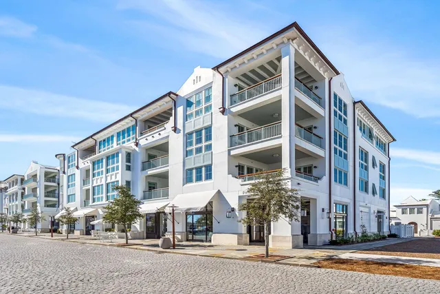 $3,250,000 | 74 Governors Court, Unit W402, Alys Beach, FL 32461