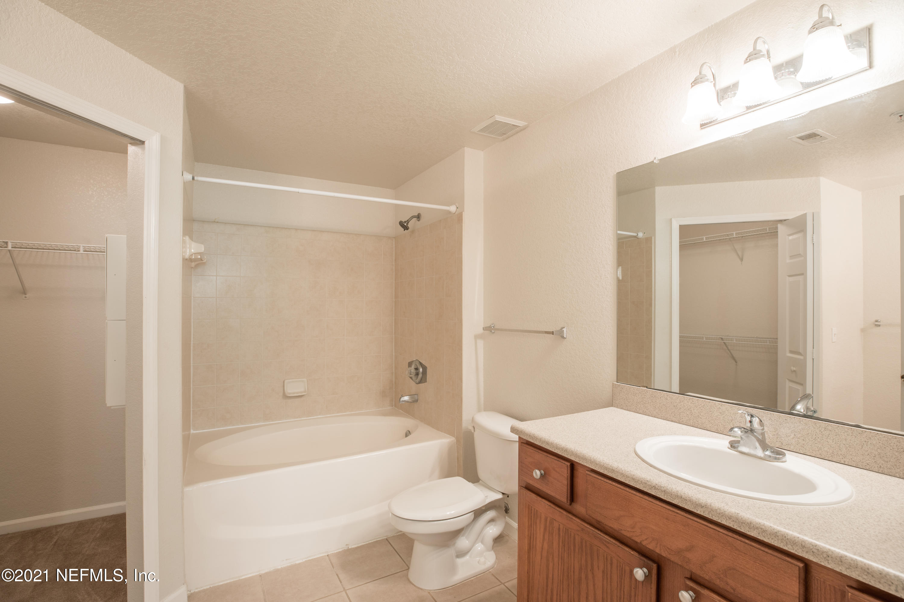 8550 Touchton Road, Unit 1234 Jacksonville, FL 32216 - Photo 12 of 25 TouchtonUnt1234-19