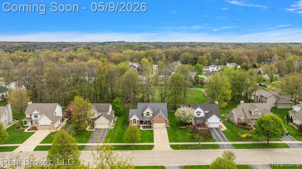 1111 Elk Run Howell, MI 48843 - Photo 57 of 60