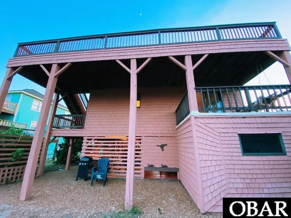 $688,000 | 607 Saltspray Circle, Corolla, NC 27927