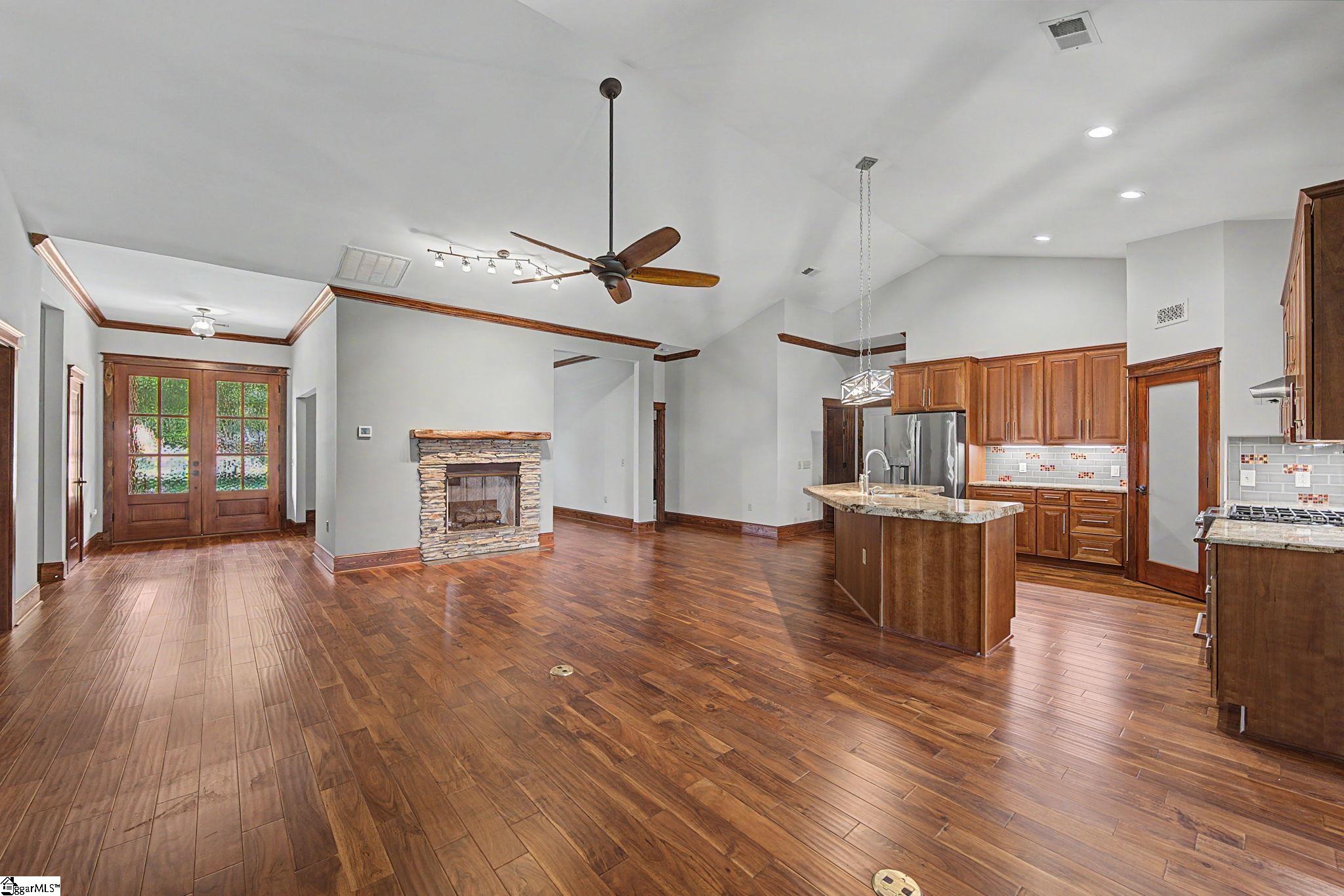 102 Gresham Road Simpsonville, SC 29681 - Photo 12 of 50