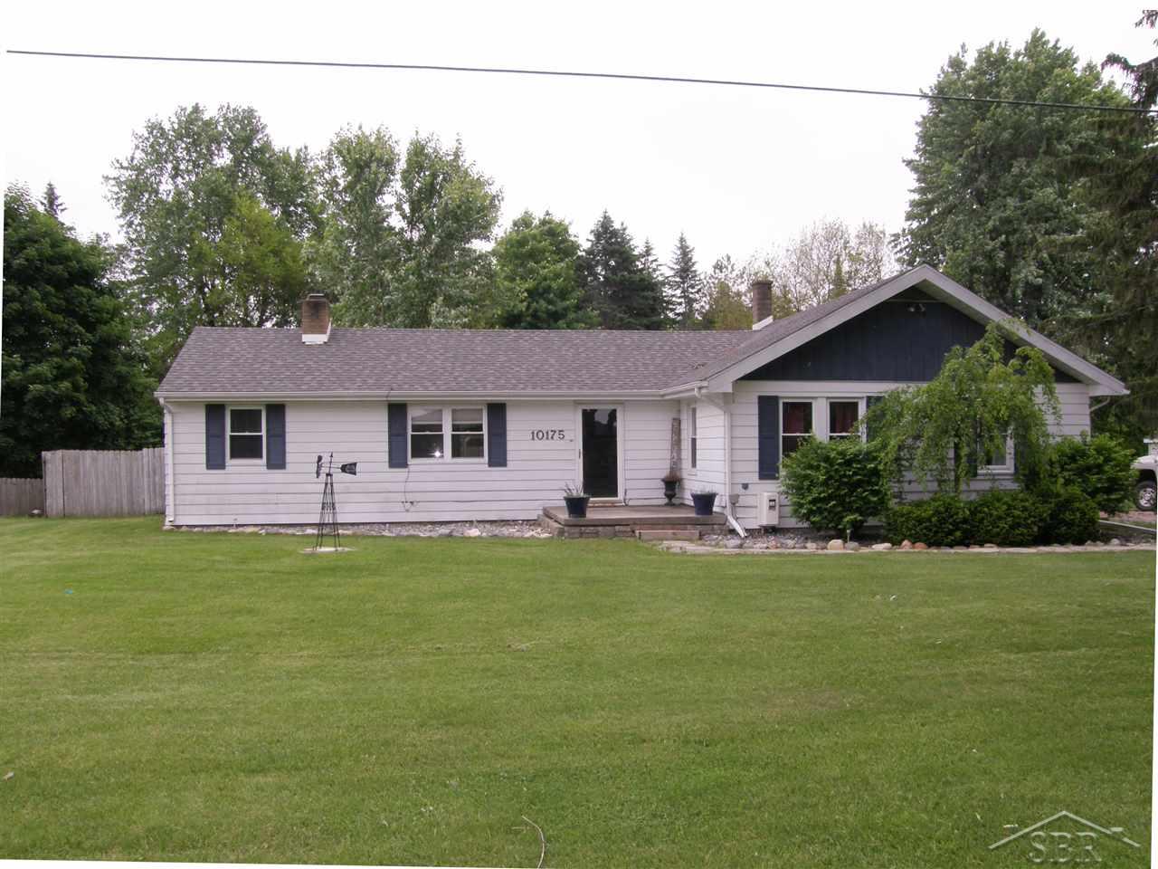 10175 Dice Road Freeland, MI 48623 - Photo 1 of 22 31349470.JPG