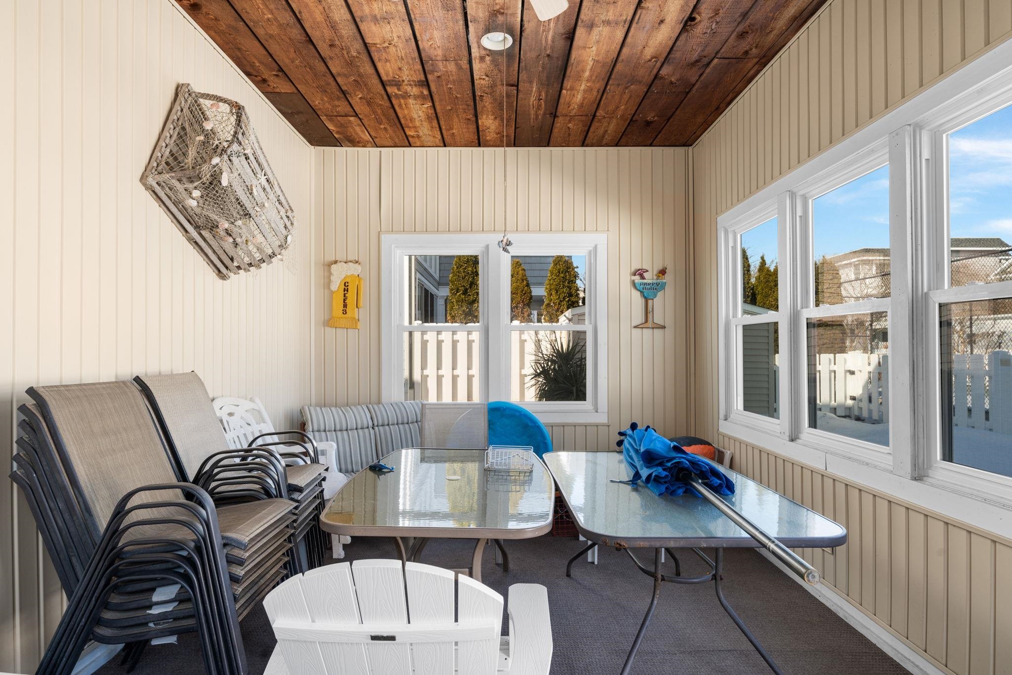 45 19th Street Avalon, NJ 08202 - Photo 19 of 50 a view of a livingroom with furniture and window