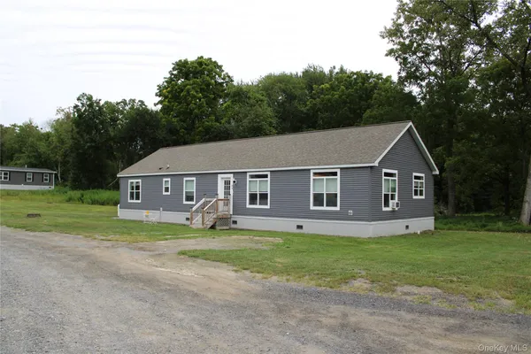 $299,999 | 155 Metzger Road, Red Hook, NY 12571