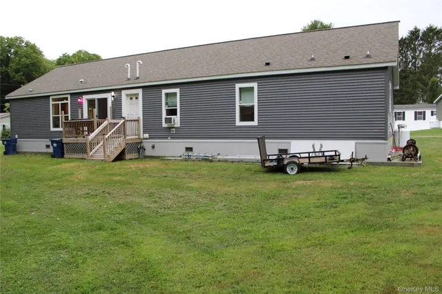 $299,999 | 155 Metzger Road, Red Hook, NY 12571