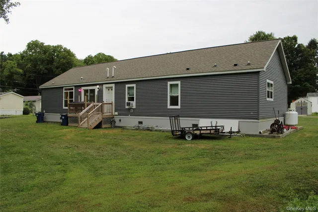 $299,999 | 155 Metzger Road, Red Hook, NY 12571