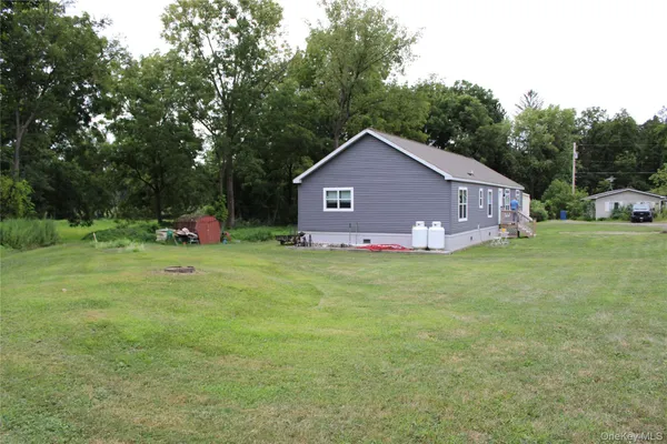 $299,999 | 155 Metzger Road, Red Hook, NY 12571