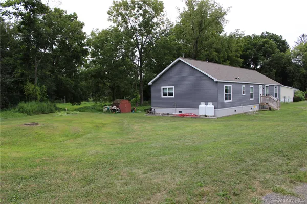 $299,999 | 155 Metzger Road, Red Hook, NY 12571