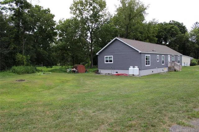 $299,999 | 155 Metzger Road, Red Hook, NY 12571