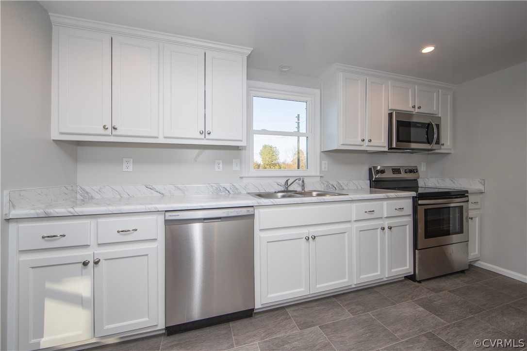 12306 Duncan Road Petersburg, VA 23805 - Photo 9 of 31 Kitchen