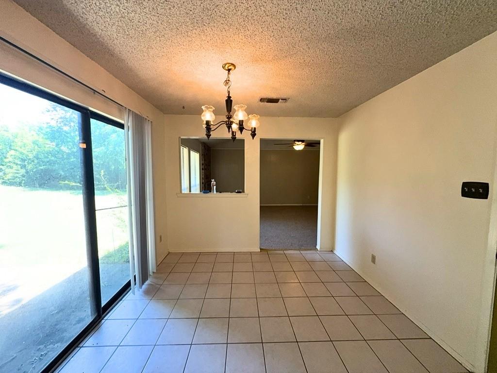 1613 Edgehill Road Benbrook, TX 76126 - Photo 7 of 21 Gallery Image 7