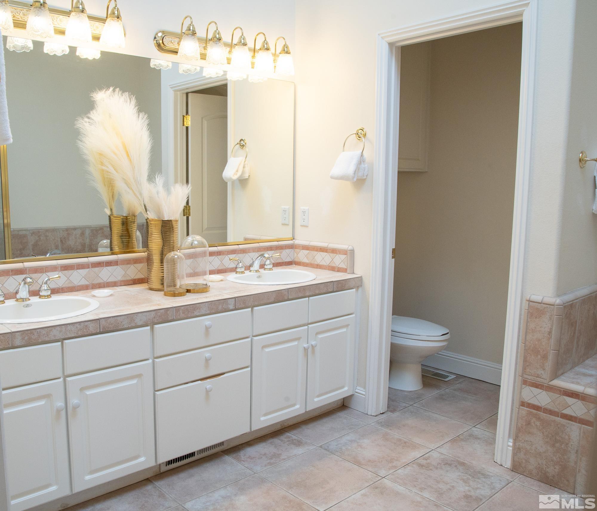 2395 North Harbor Circle Reno, NV 89519 - Photo 14 of 33 Photo 14
