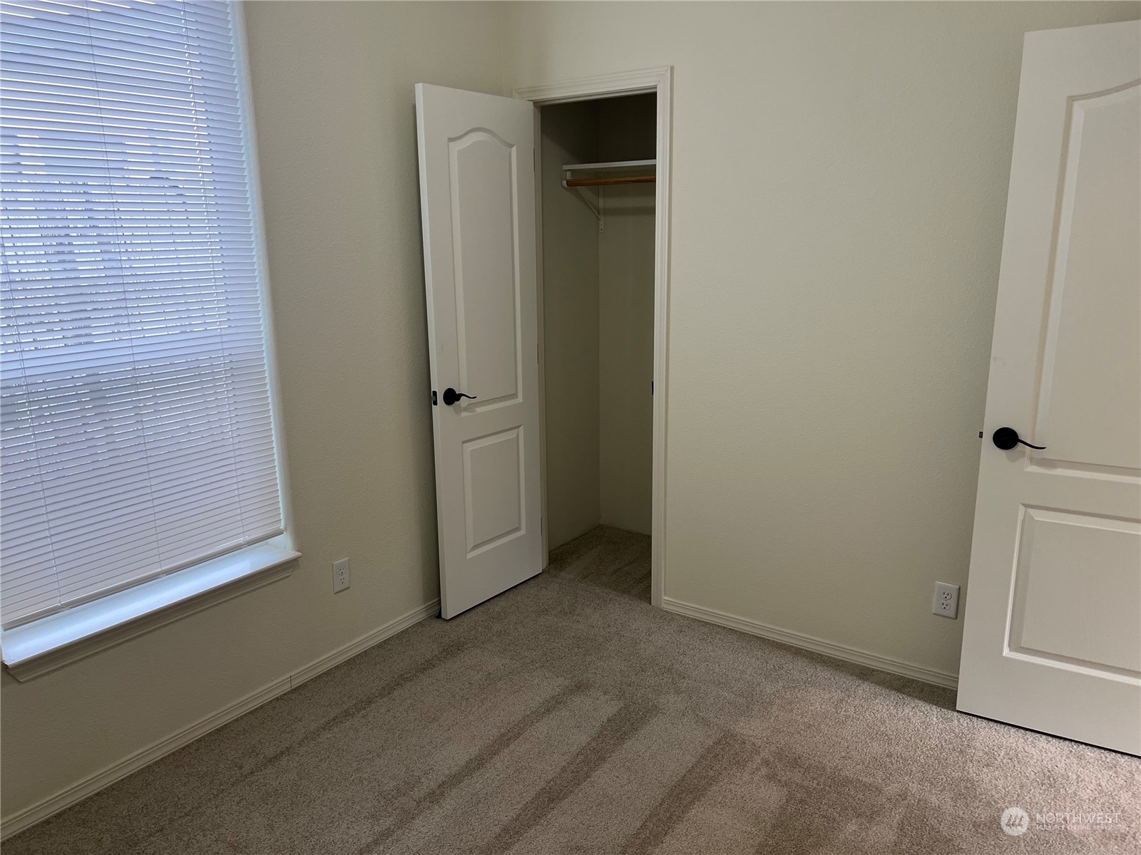 375 Union Avenue Southeast, Unit 35 Renton, WA 98059 - Photo 12 of 17