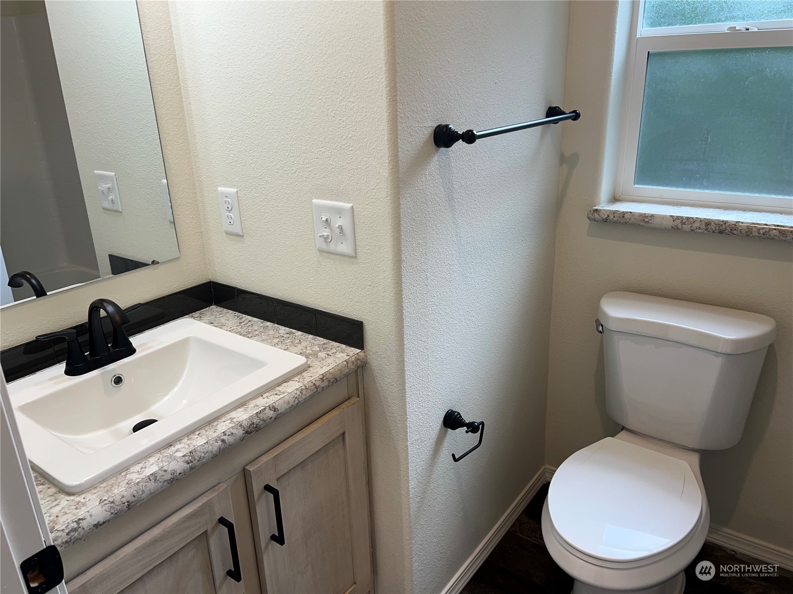 375 Union Avenue Southeast, Unit 35 Renton, WA 98059 - Photo 13 of 17