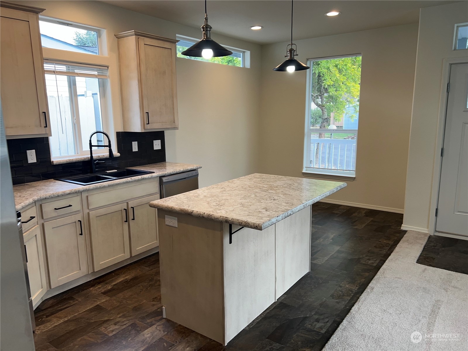 375 Union Avenue Southeast, Unit 35 Renton, WA 98059 - Photo 3 of 17