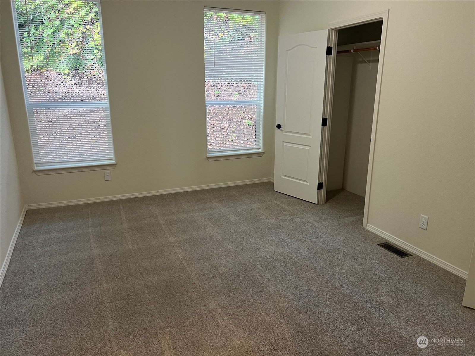 375 Union Avenue Southeast, Unit 35 Renton, WA 98059 - Photo 8 of 17