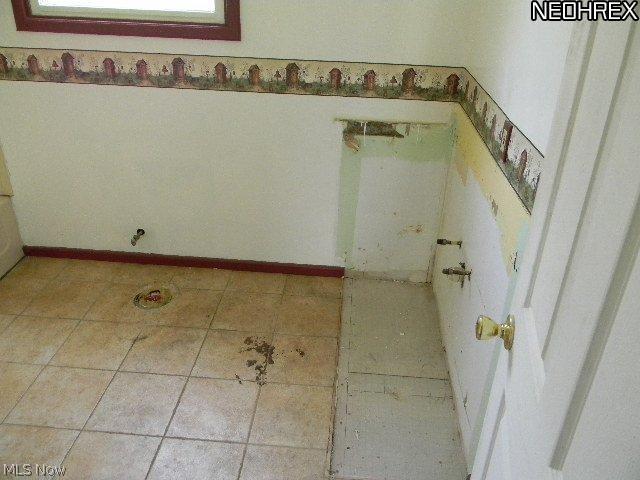 1507 Root Road Lorain, OH 44052 - Photo 16 of 21