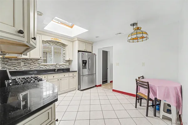 $1,180,000 | 262-27 57th Avenue | Little Neck