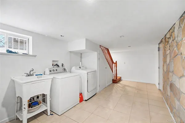 $1,180,000 | 262-27 57th Avenue | Little Neck