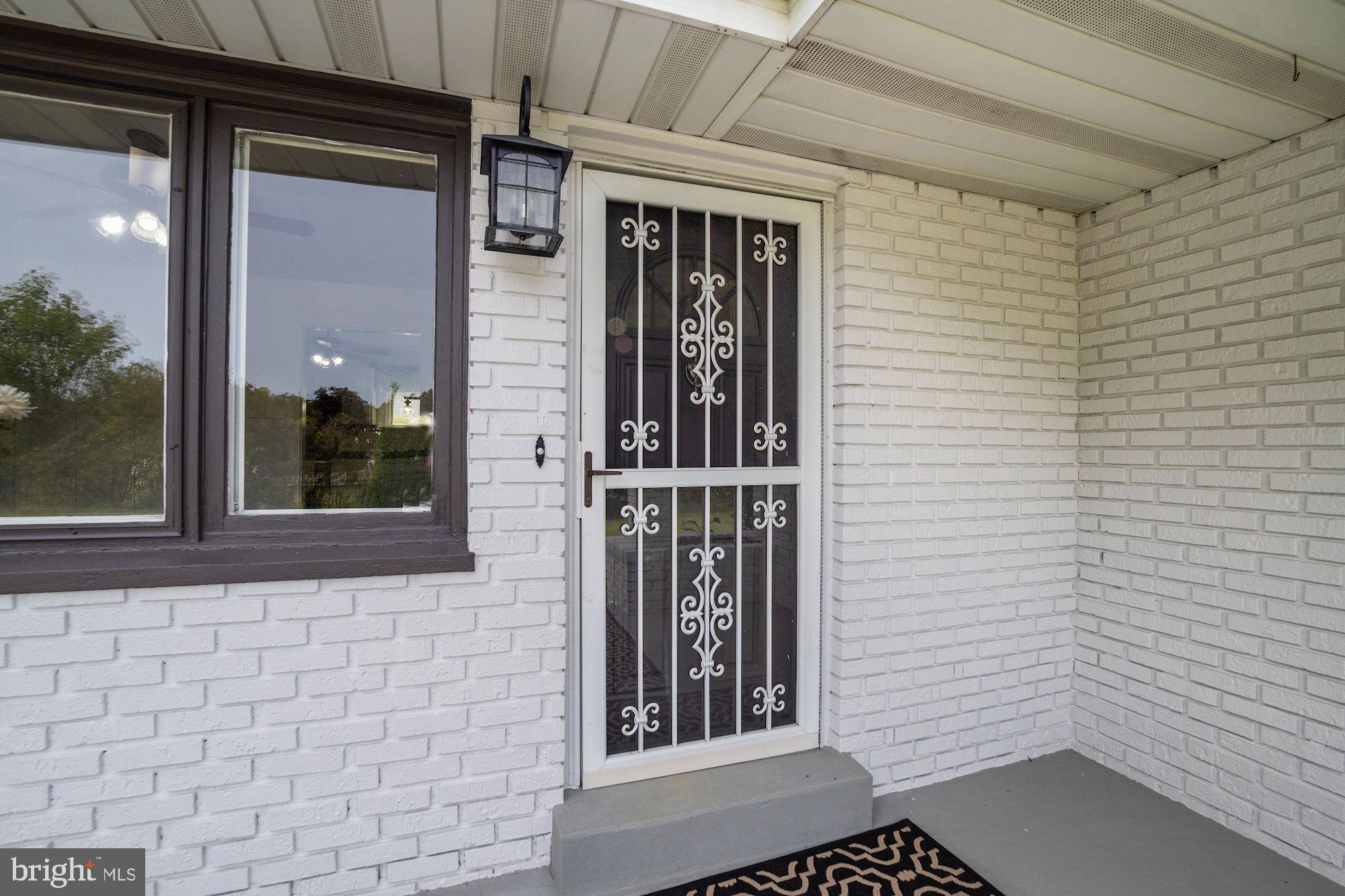 45 Knob Hill Road Elkton, MD 21921 - Photo 3 of 42 Front entrance with patio