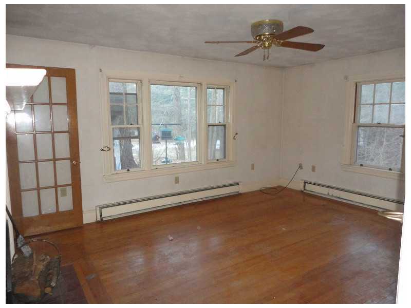 775 Round Top Road Burrillville, RI 02830 - Photo 17 of 21 Living Room.