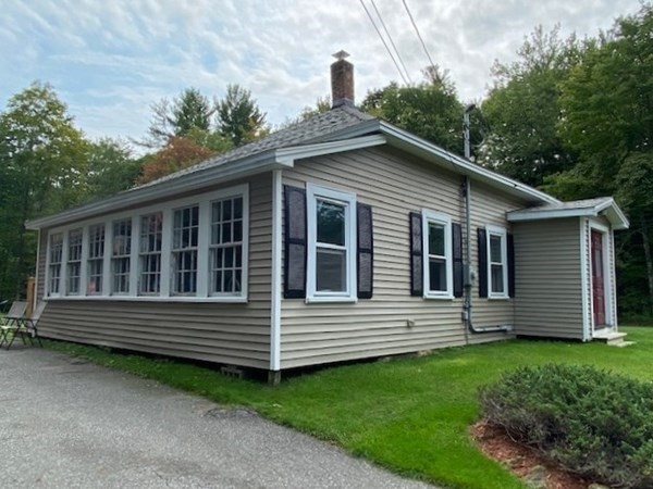 195 Williamsville Road Hubbardston, MA 01452 - Photo 3 of 19 Gallery Image 3
