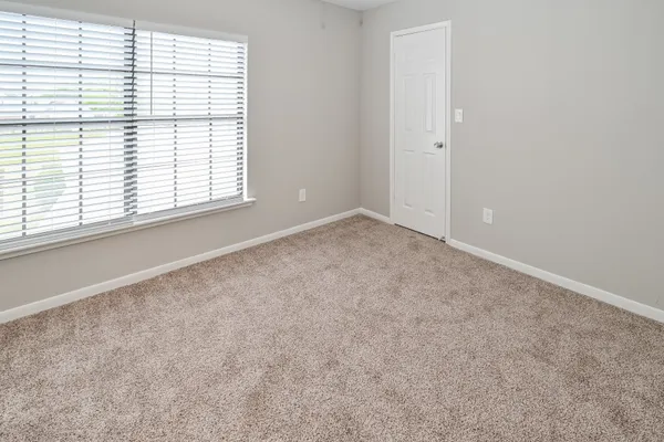 $2,600 | 2017 Spinnaker Drive, League City, TX 77573