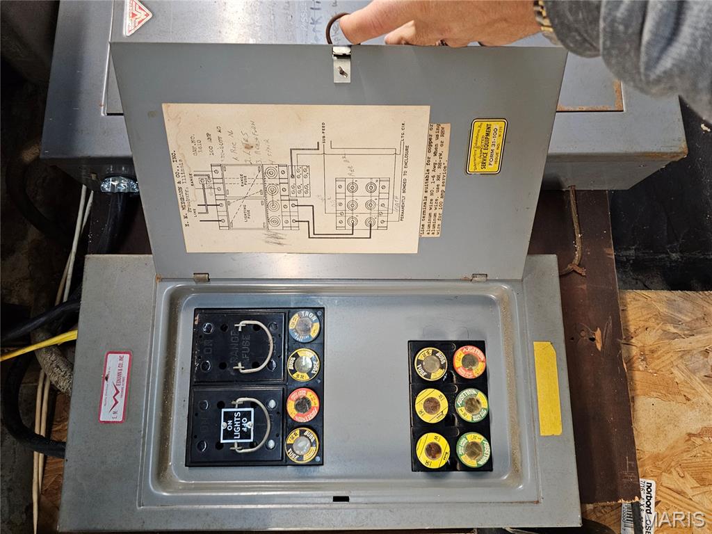 1801 Telegraph Road St. Louis, MO 63125 - Photo 19 of 27