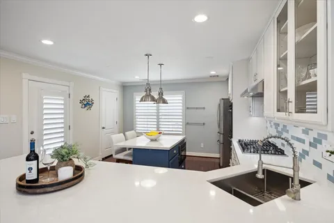 $549,000 | 5717 Val Verde Street, Unit C, Houston, TX 77057
