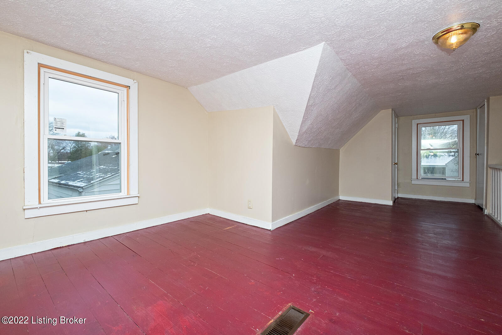 8106 Kerry Road Louisville, KY 40258 - Photo 30 of 45 loft