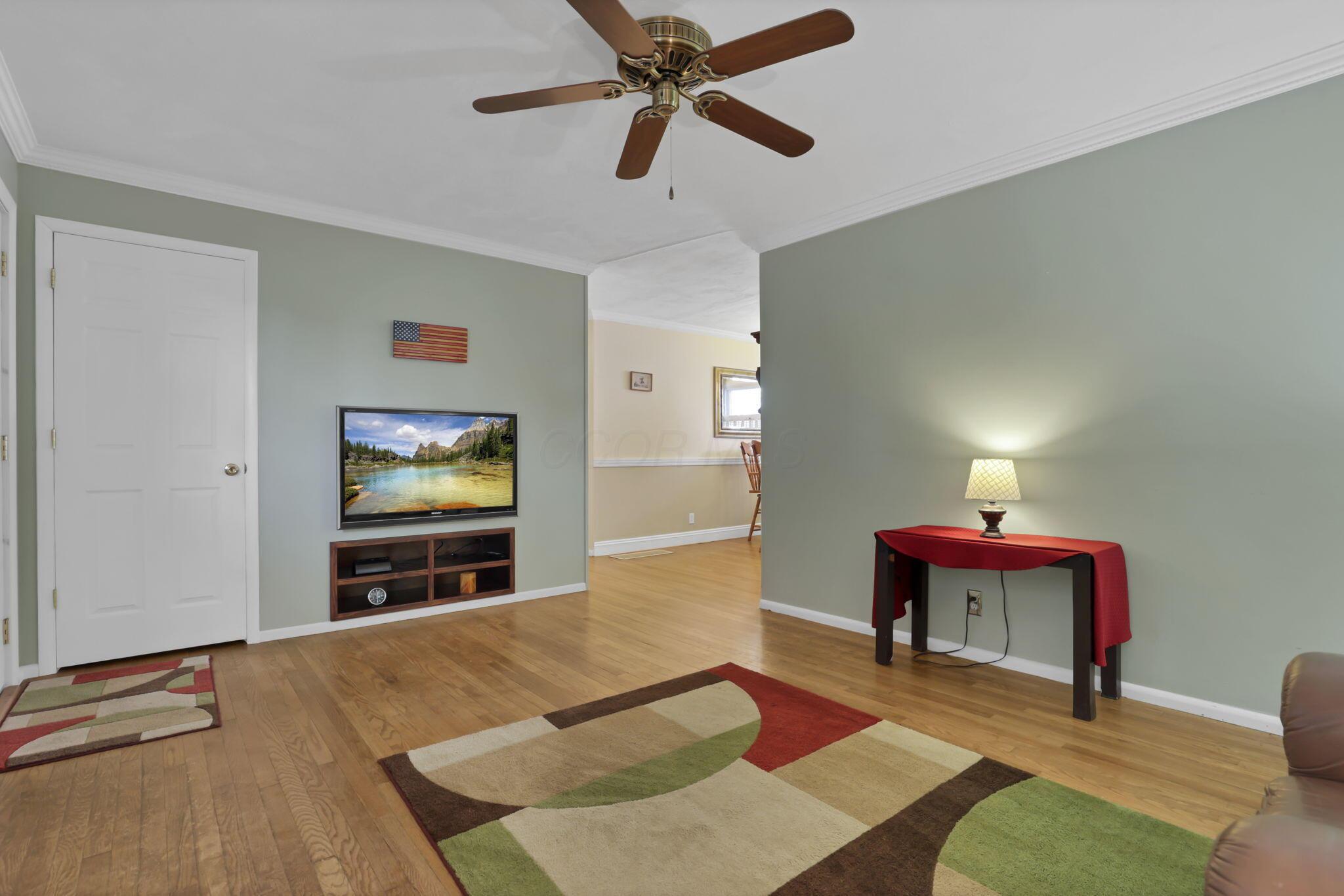 236 Fieldpoint Road Heath, OH 43056 - Photo 12 of 35 14-web-or-mls-0N4A3634