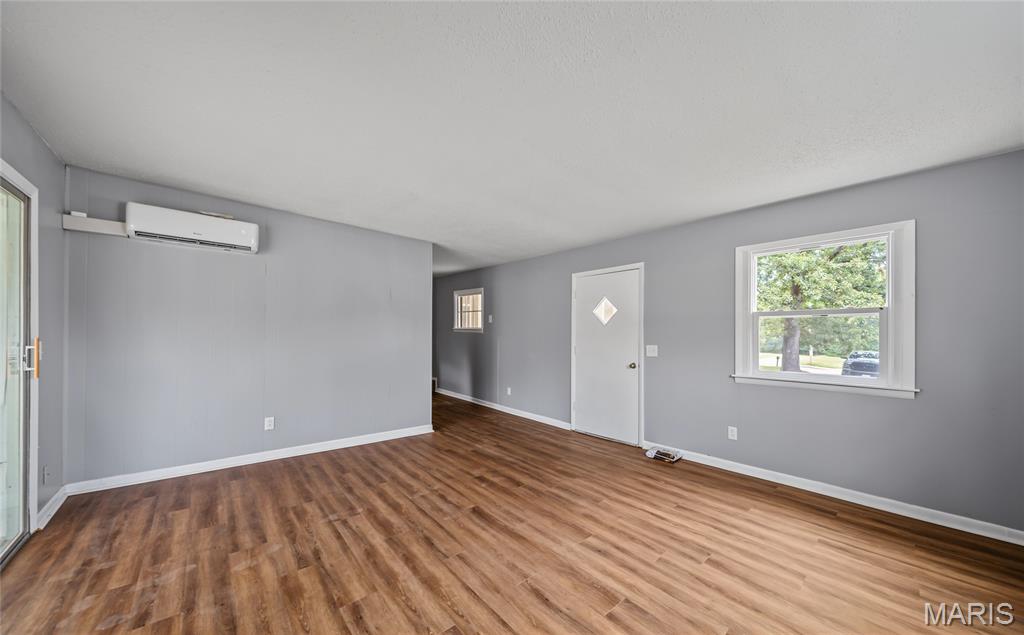 401 Fort Wyman Road Rolla, MO 65401 - Photo 2 of 28 Gallery Image 2