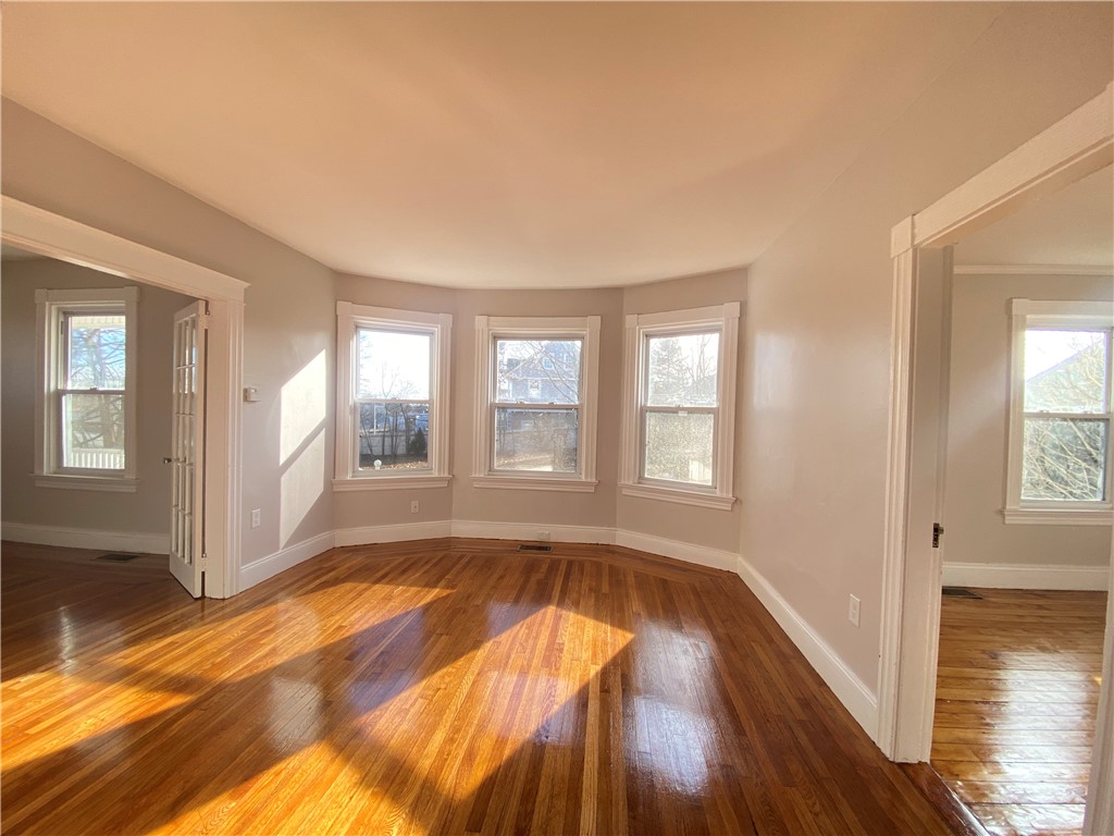 12 Coyle Street Warwick, RI 02886 - Photo 6 of 21 Gallery Image 6