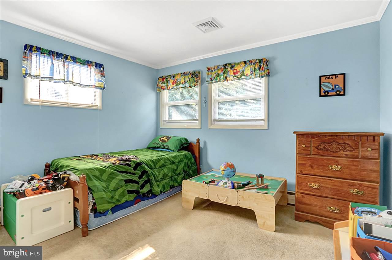 4819 Delbrook Road Mechanicsburg, PA 17050 - Photo 13 of 19 Gallery Image 13