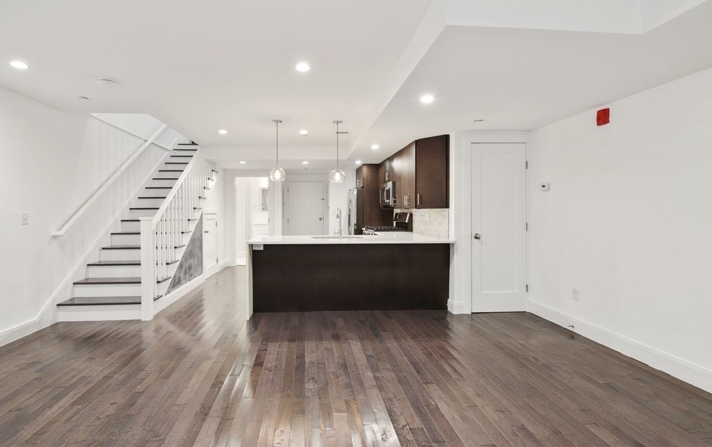 134 Warren Street, Unit 1 Boston, MA 02119 - Photo 4 of 9