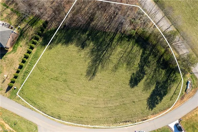 $2,874,317 | Tbd1 Town N Country Drive, Wilkesboro, NC 28697