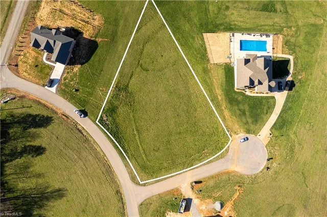 $2,874,317 | Tbd1 Town N Country Drive, Wilkesboro, NC 28697
