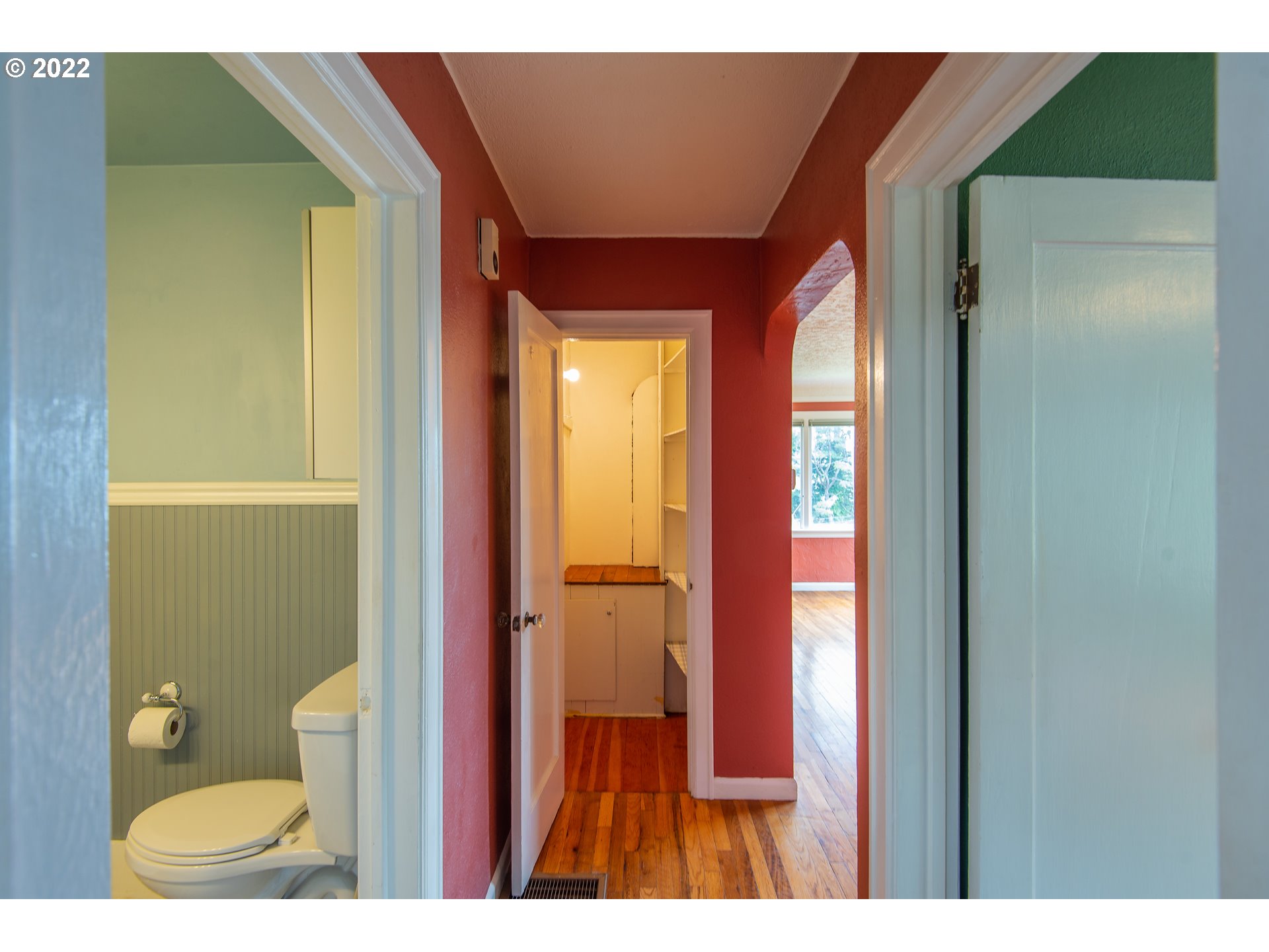 544 Clark Street North Bend, OR 97459 - Photo 16 of 32 a bathroom with a toilet and a shower