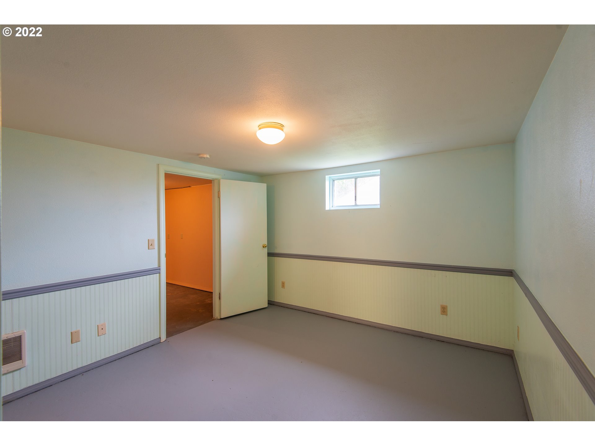544 Clark Street North Bend, OR 97459 - Photo 24 of 32 a view of an empty room with a window