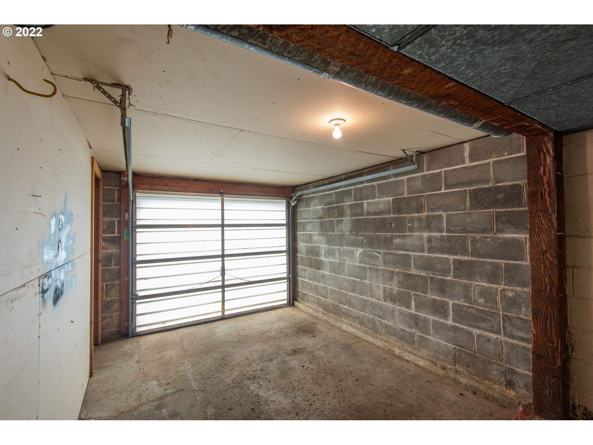 544 Clark Street North Bend, OR 97459 - Photo 28 of 32 a view of an empty room with a window