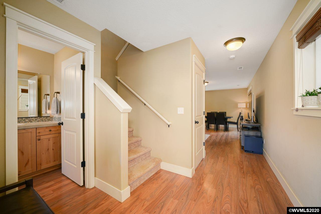 874 Crouchen Street Northwest Salem, OR 97304 - Photo 6 of 32