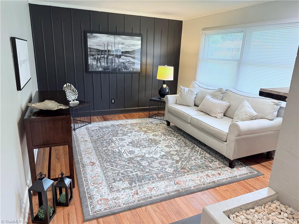 702 Trail One Burlington, NC 27215 - Photo 3 of 12 Living Room