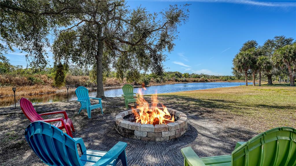 2098 Palm View Road Sarasota, FL 34240 - Photo 15 of 45 Gallery Image 15