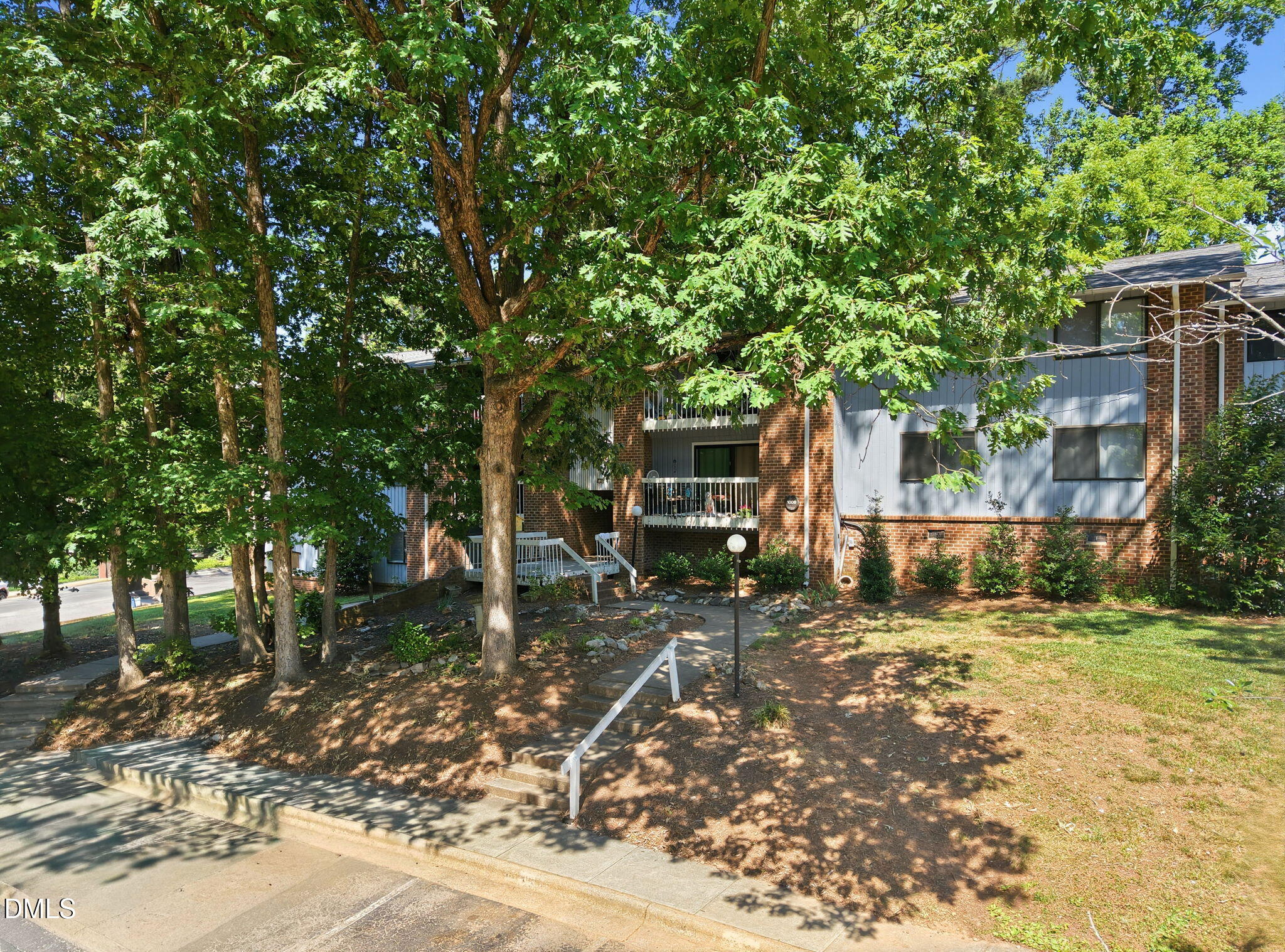 1008 Sandlin Place, Unit B Raleigh, NC 27606 - Photo 2 of 37