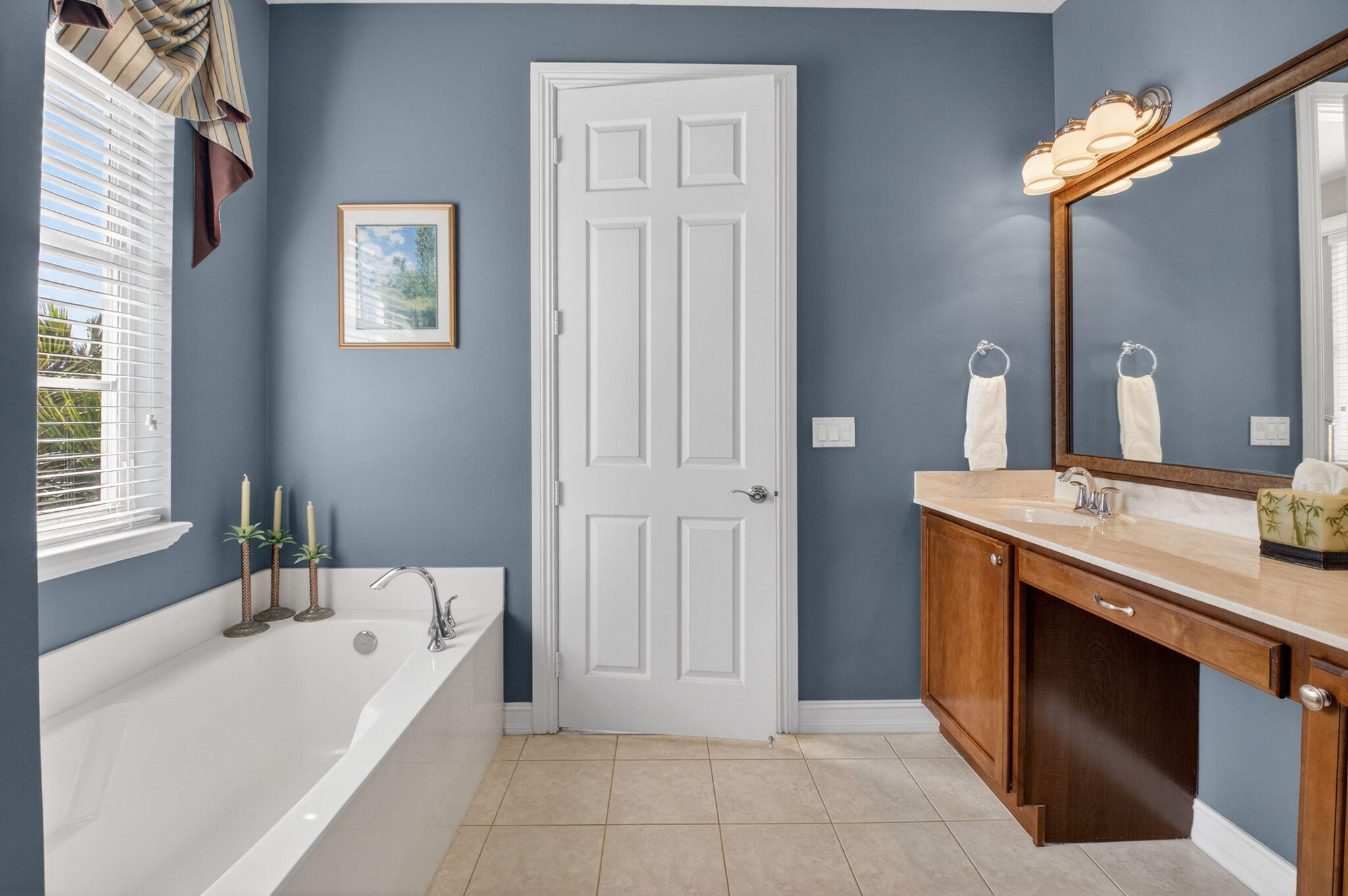 119 Southwest 2nd Avenue Delray Beach, FL 33444 - Photo 38 of 63 a bathroom with a tub sink and mirror