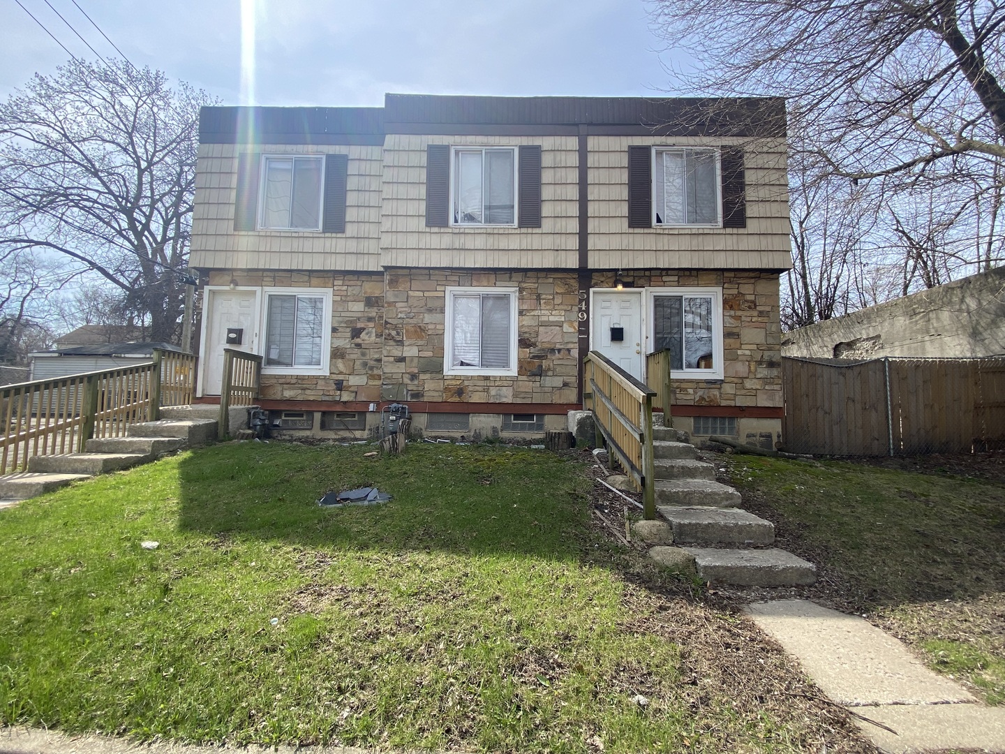 547 West 69th Street Chicago, IL 60621 - Photo 2 of 13