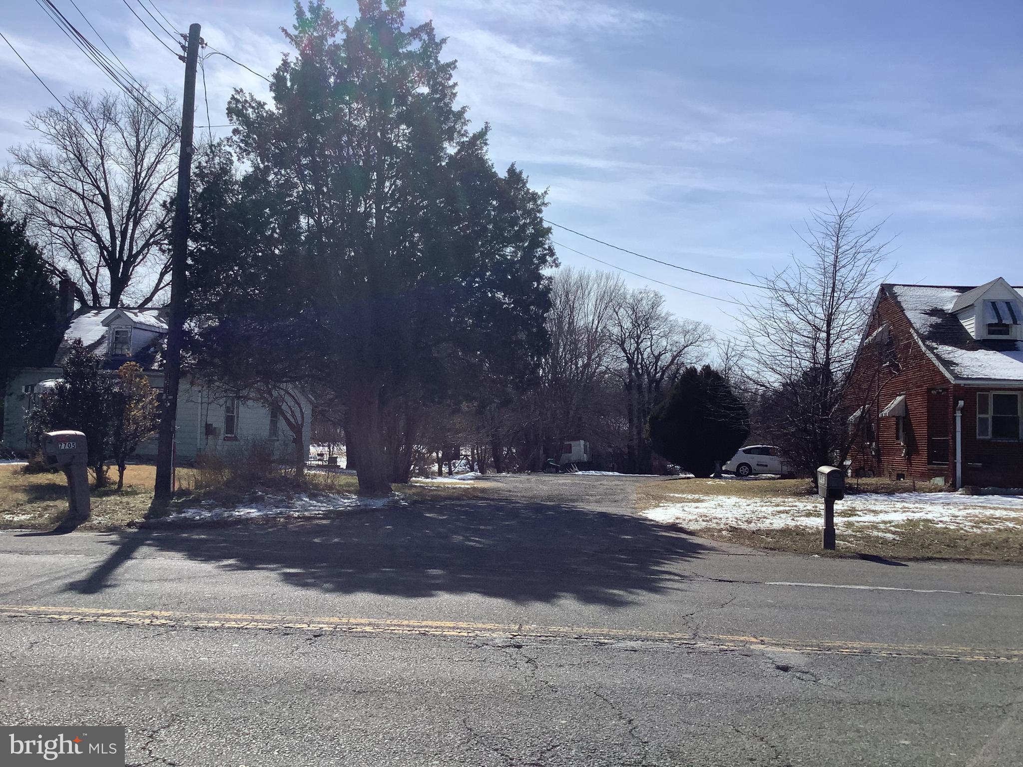 7705 Old Alexandria Ferry Road Clinton, MD 20735 - Photo 4 of 14