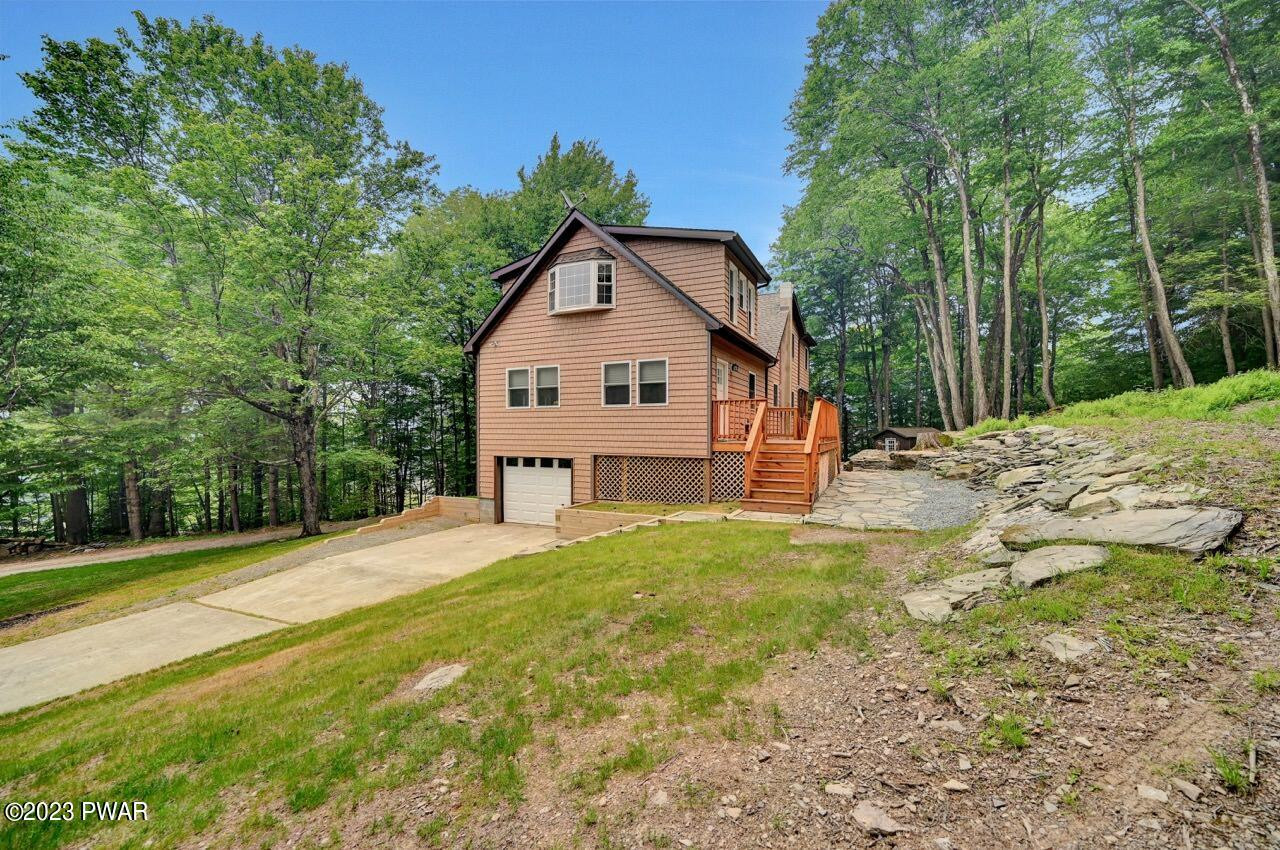 126 Schuman Road Damascus, PA 18415 - Photo 28 of 35 One car garage