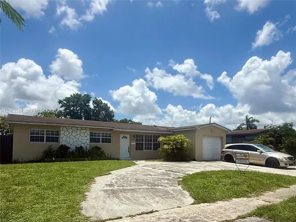 $3,499 | 7710 Northwest 5th Street, Pembroke Pines, FL 33024