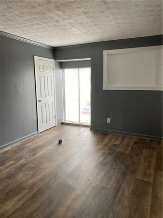 a view of empty room with window